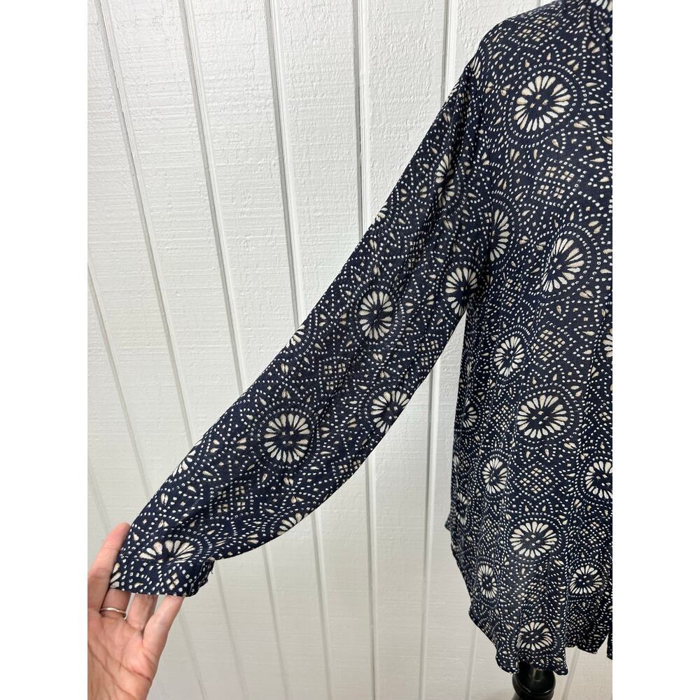 Lucky Brand Navy Floral Medallion Boho Tunic Top Long Sleeve Rayon Medium - Picture 2 of 8